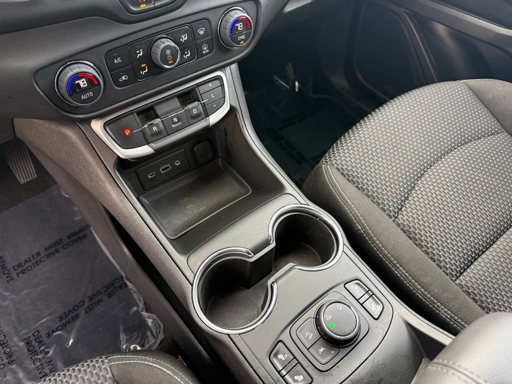Used 2023 GMC Terrain SLE w/ Driver Convenience Package image 13