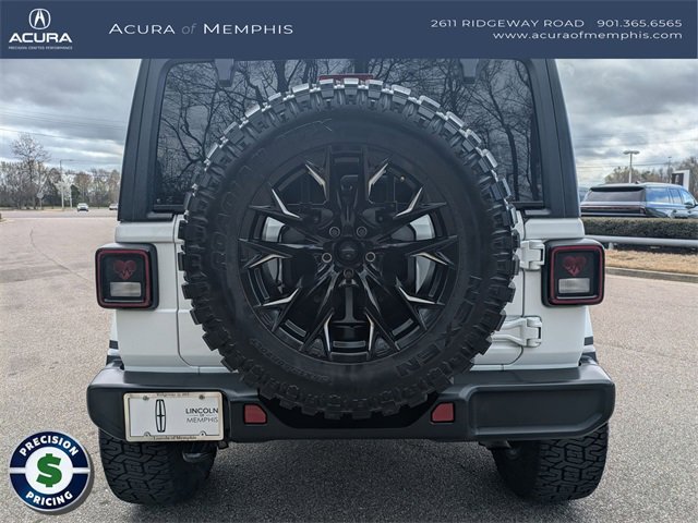 Used 2022 Jeep Wrangler Unlimited Sahara w/ Cold Weather Group image 4