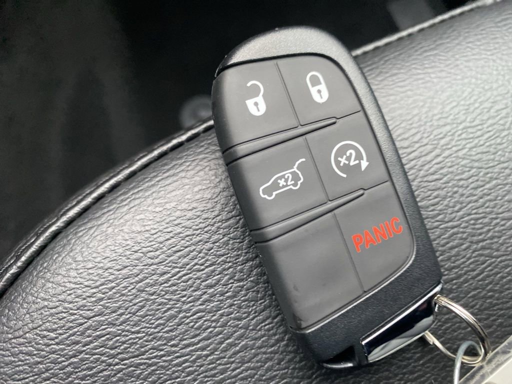 New 2026 Jeep Compass Limited image 30