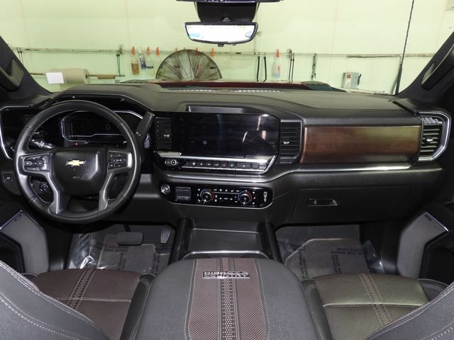 Used 2024 Chevrolet Silverado 2500 High Country w/ High Country Premium Package AWD/4WD image 40