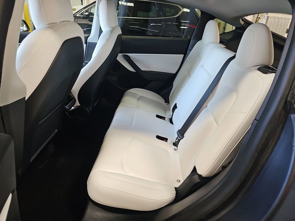 Used 2021 Tesla Model Y Performance AWD/4WD image 4