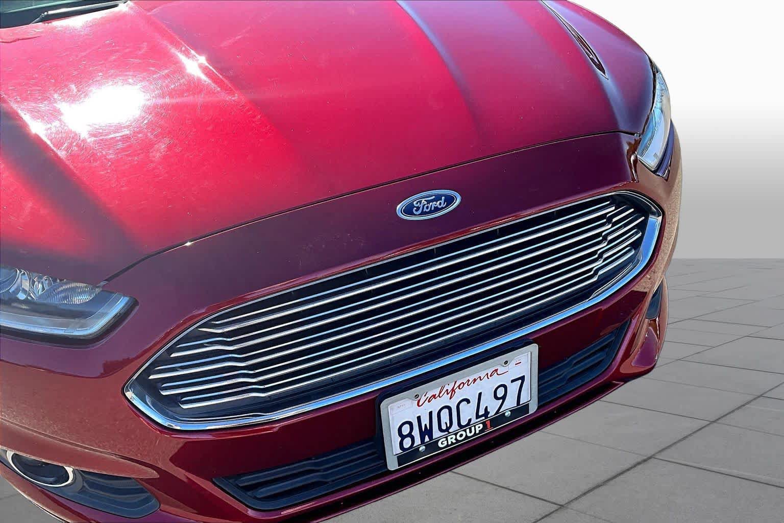 Used 2015 Ford Fusion SE w/ Equipment Group 502A FWD image 29