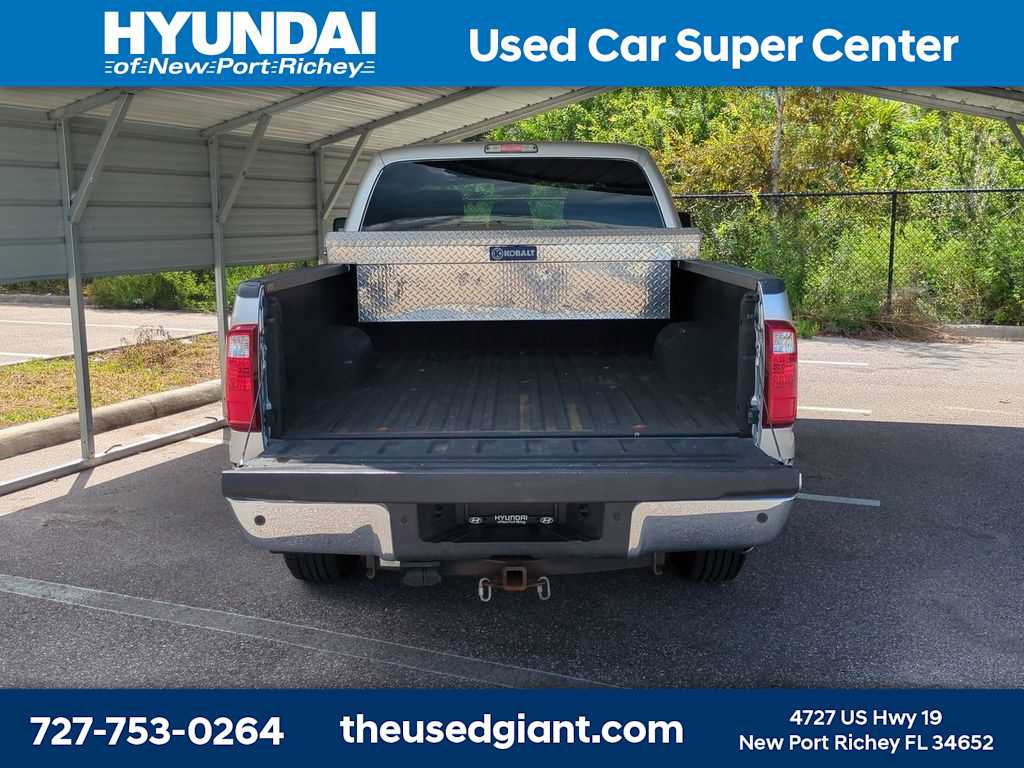Used 2016 Ford F250 XLT w/ XLT Premium Package AWD/4WD image 12