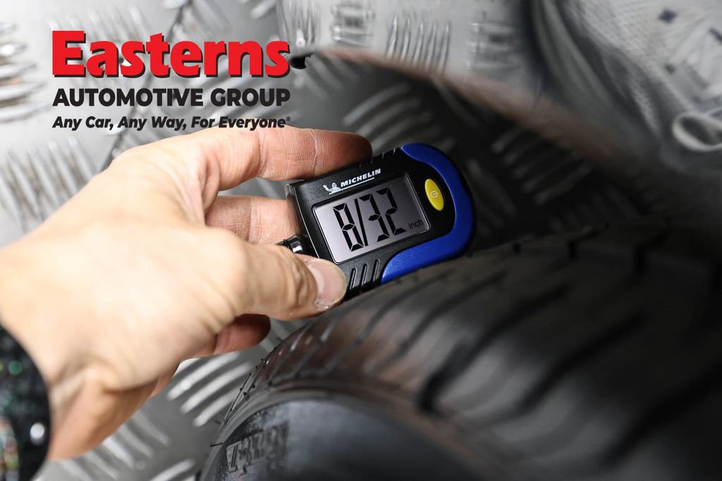 Used 2023 Tesla Model 3 Standard Range image 19