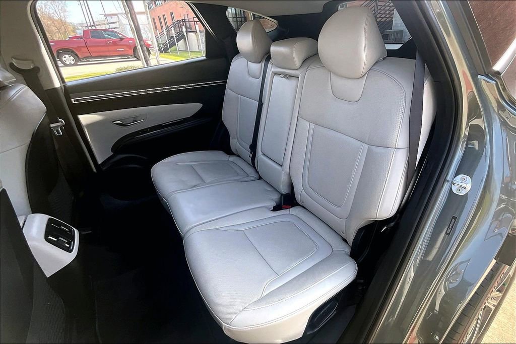 Used 2023 Hyundai Tucson Limited image 34