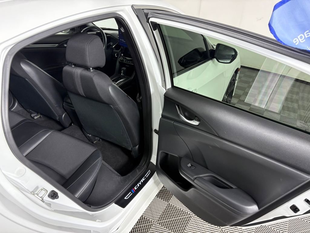 Used 2020 Honda Civic Sport image 31