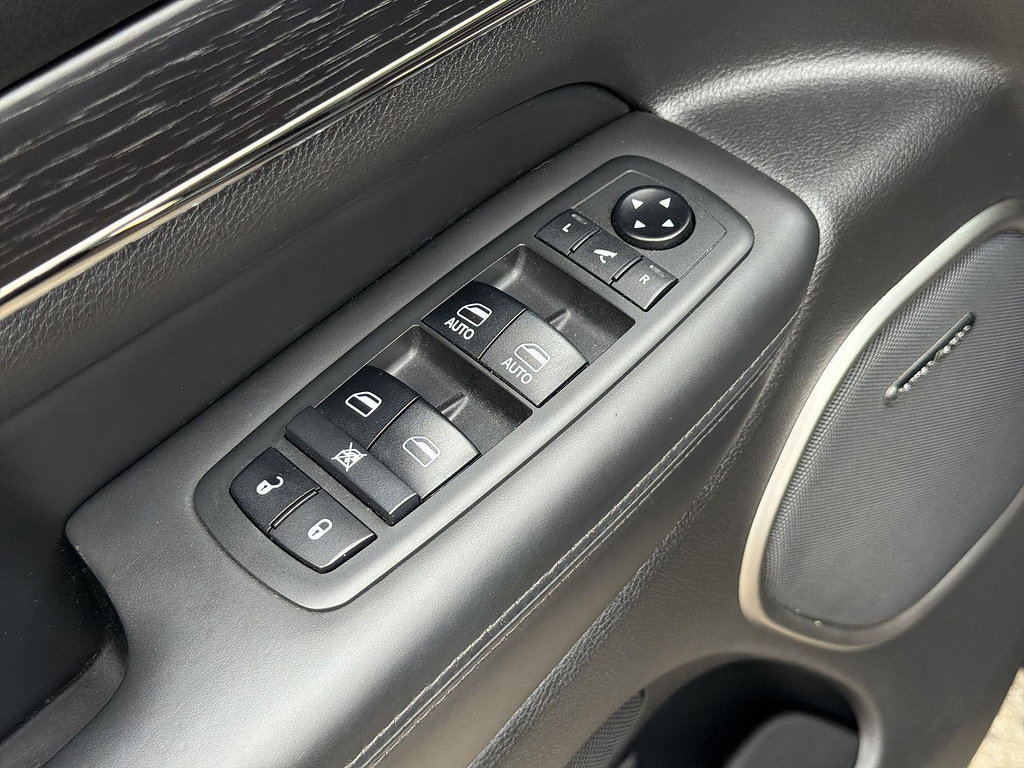 Used 2019 Jeep Grand Cherokee High Altitude RWD image 23