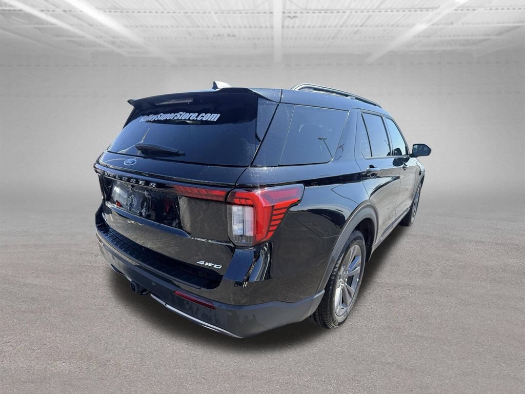 New 2026 Ford Explorer Active w/ Active Comfort Package AWD/4WD image 3