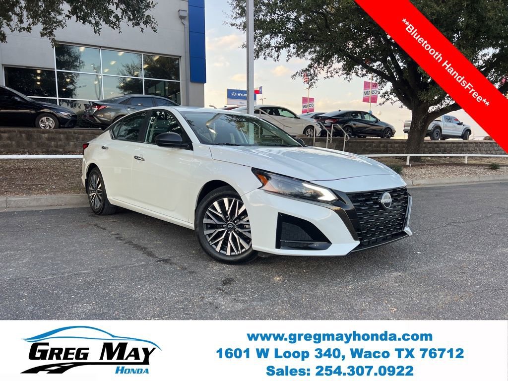 Used 2024 Nissan Altima 2.5 SV
