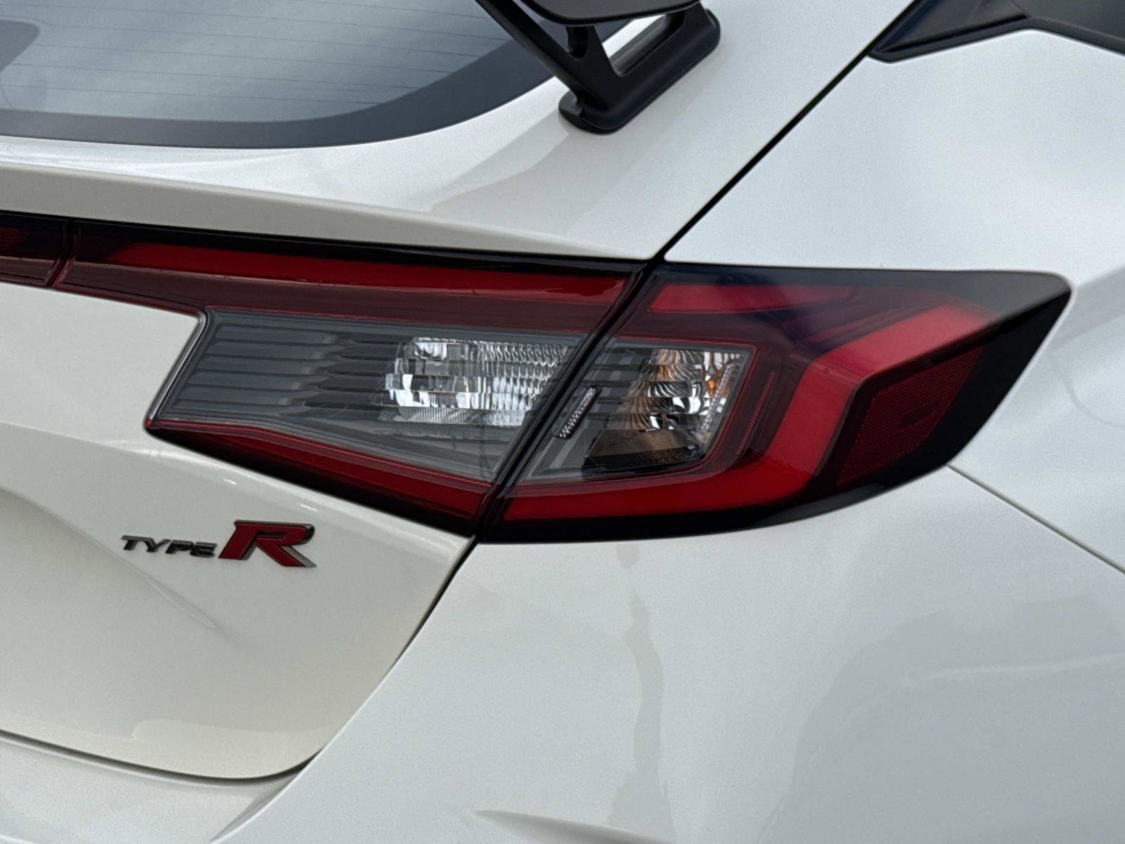 Used 2023 Honda Civic Type R image 23