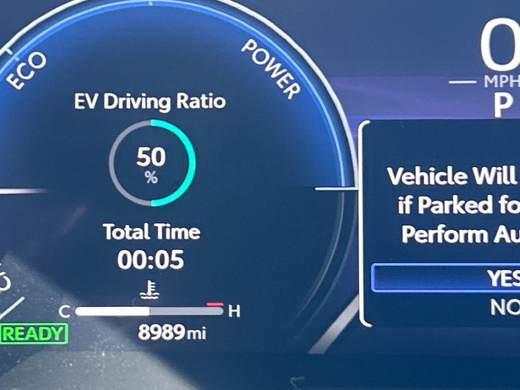 Certified 2025 Toyota Camry XLE w/ Premium Package FWD image 19