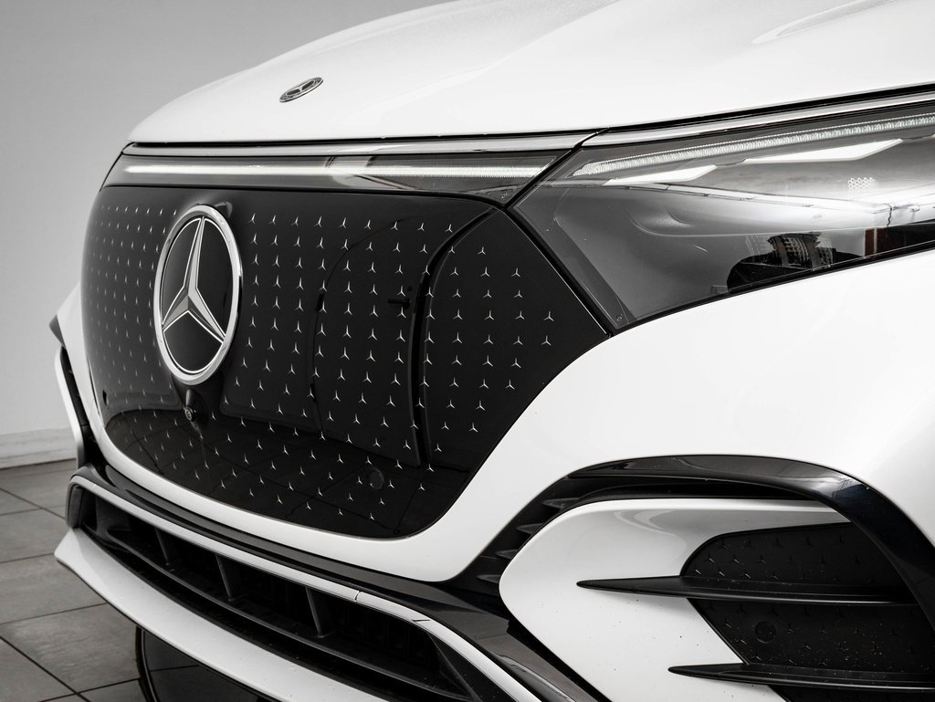Certified 2023 Mercedes-Benz EQS 580 4MATIC SUV image 3