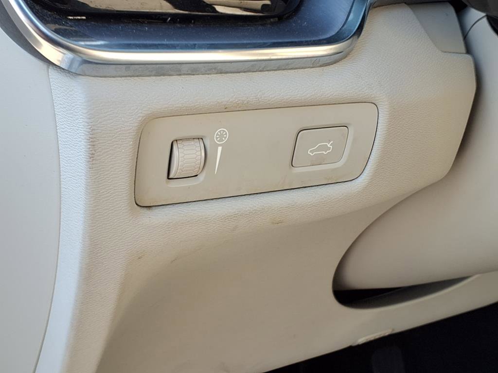 Used 2020 Volvo S60 T5 Momentum w/ Protection Package Premier image 13