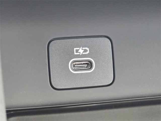 New 2025 Land Rover Discovery Sport S AWD/4WD image 10