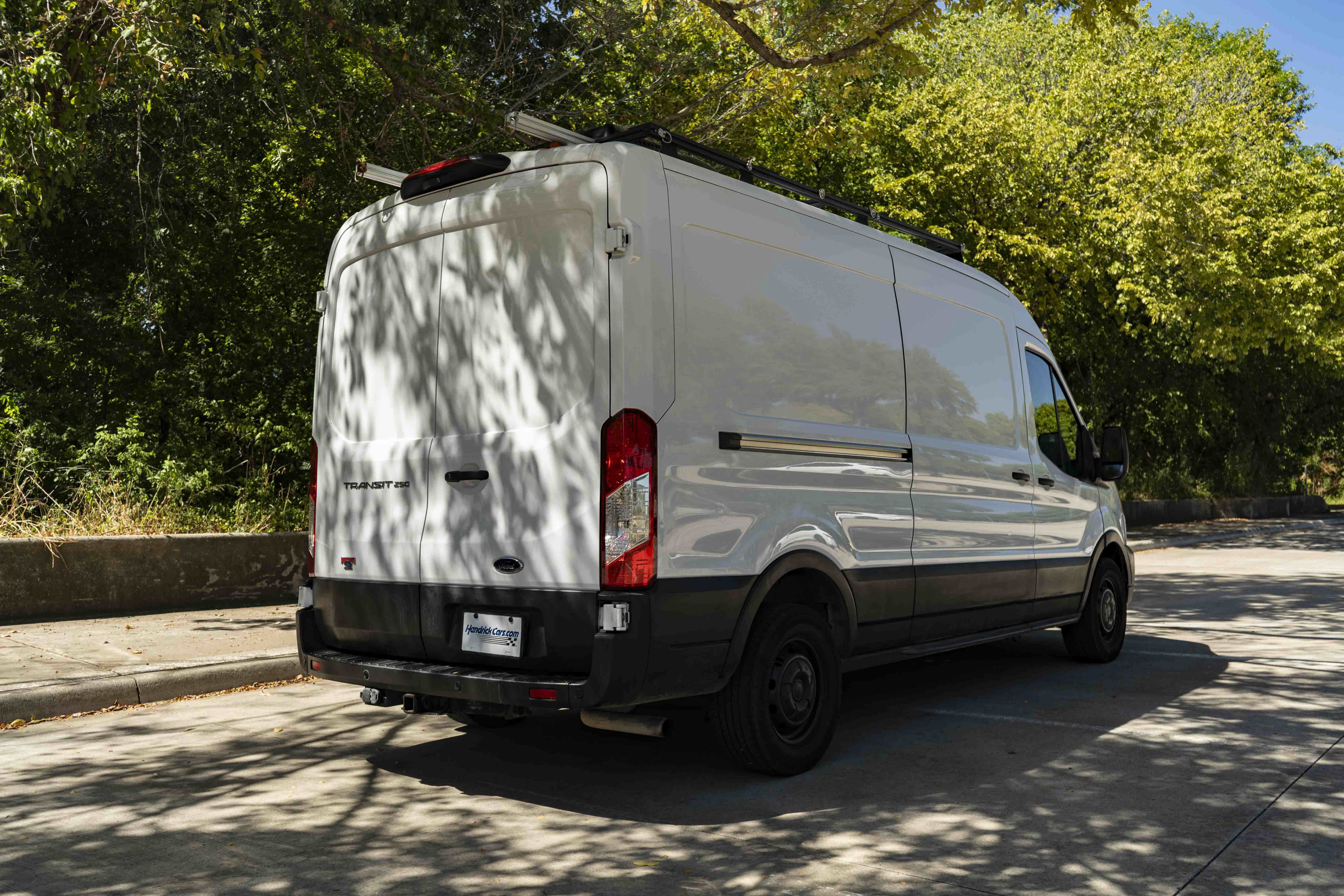 Used 2021 Ford Transit 250 Medium Roof RWD image 9