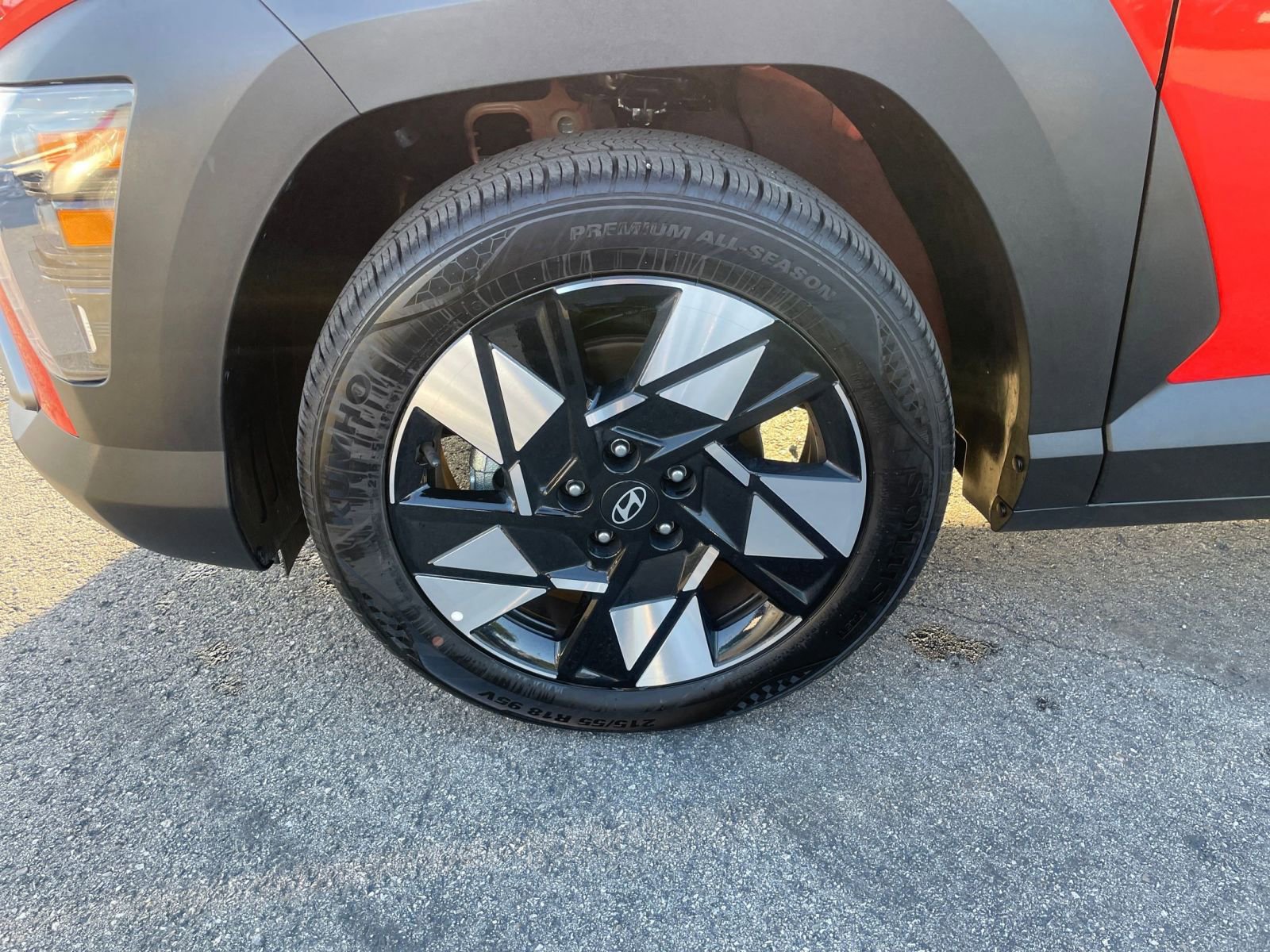 Used 2025 Hyundai Kona SEL image 30