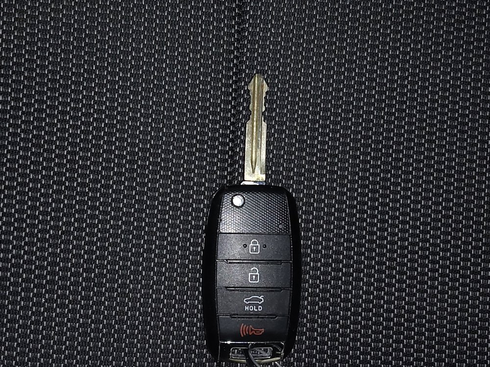 Used 2018 Kia Forte LX image 32