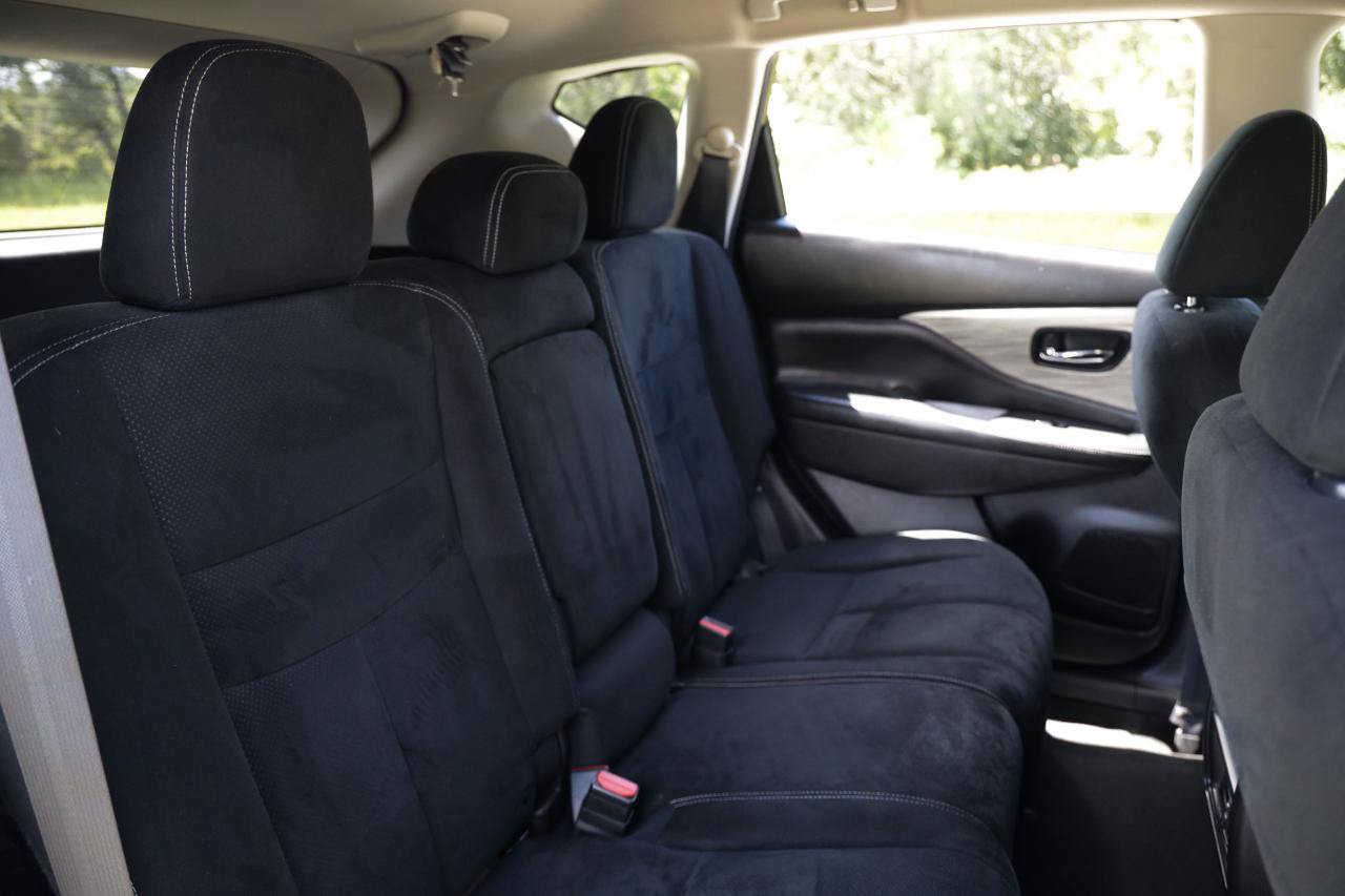 Used 2018 Nissan Murano SV AWD/4WD image 14
