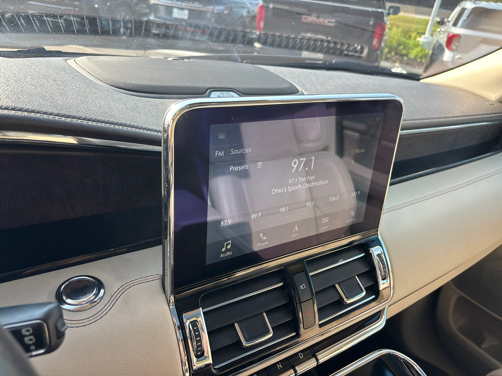 Used 2019 Lincoln Navigator Reserve AWD/4WD image 19