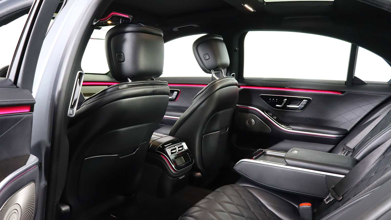 Used 2024 Mercedes-Benz S 580 4MATIC Sedan image 21