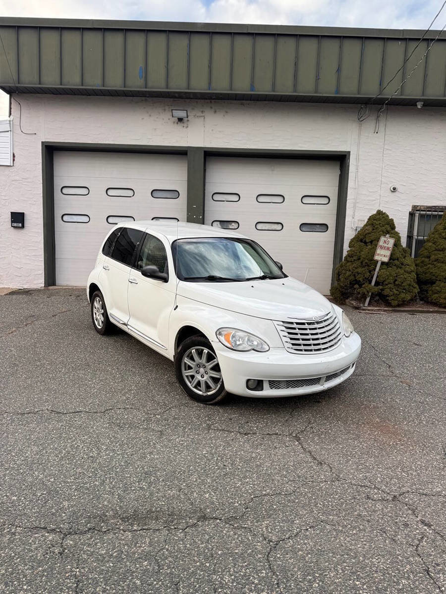 Used 2010 Chrysler PT Cruiser Base 4dr Wagon