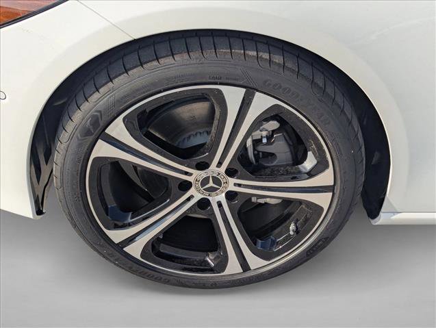 Used 2025 Mercedes-Benz C 300 Sedan image 9