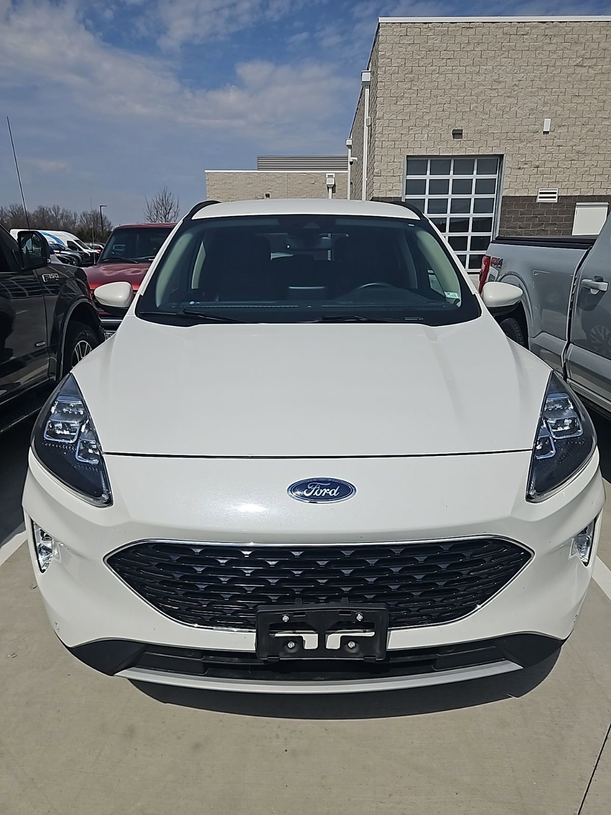 Used 2020 Ford Escape Titanium image 1