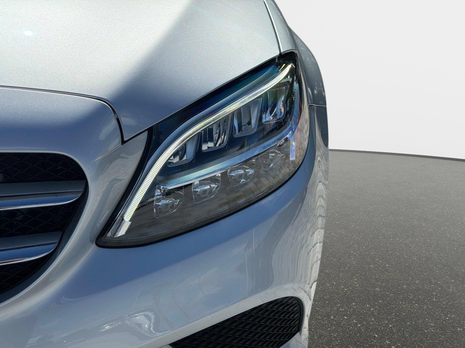 Used 2021 Mercedes-Benz C 300 Sedan w/ Premium Package image 9