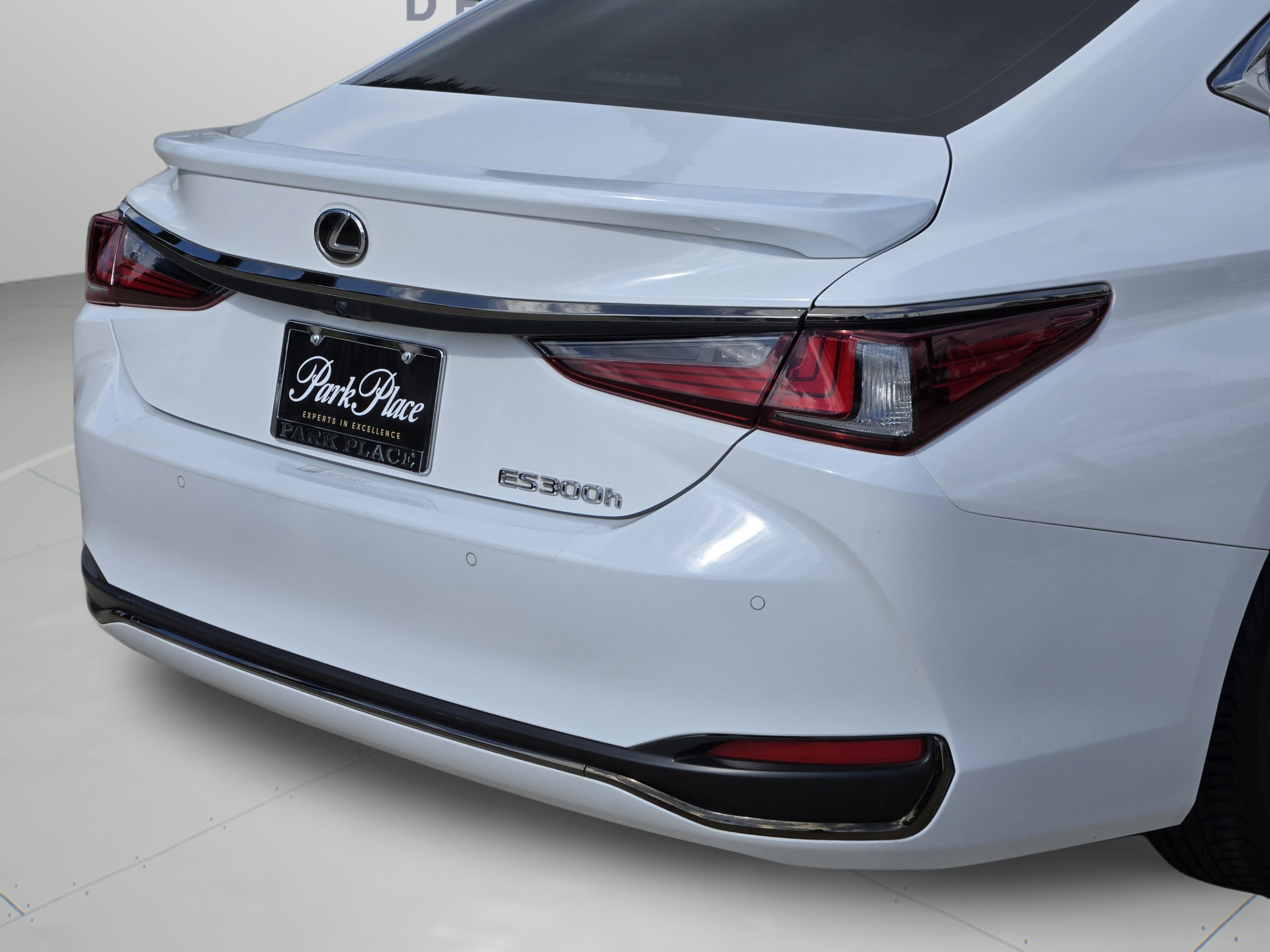 Certified 2024 Lexus ES 300h F Sport w/ Accessory Package (Z2) FWD image 42