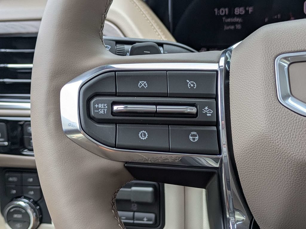 New 2026 GMC Yukon Denali w/ Denali Reserve Package AWD/4WD image 28