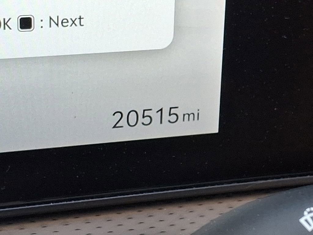 Used 2023 Genesis GV60 Performance image 13