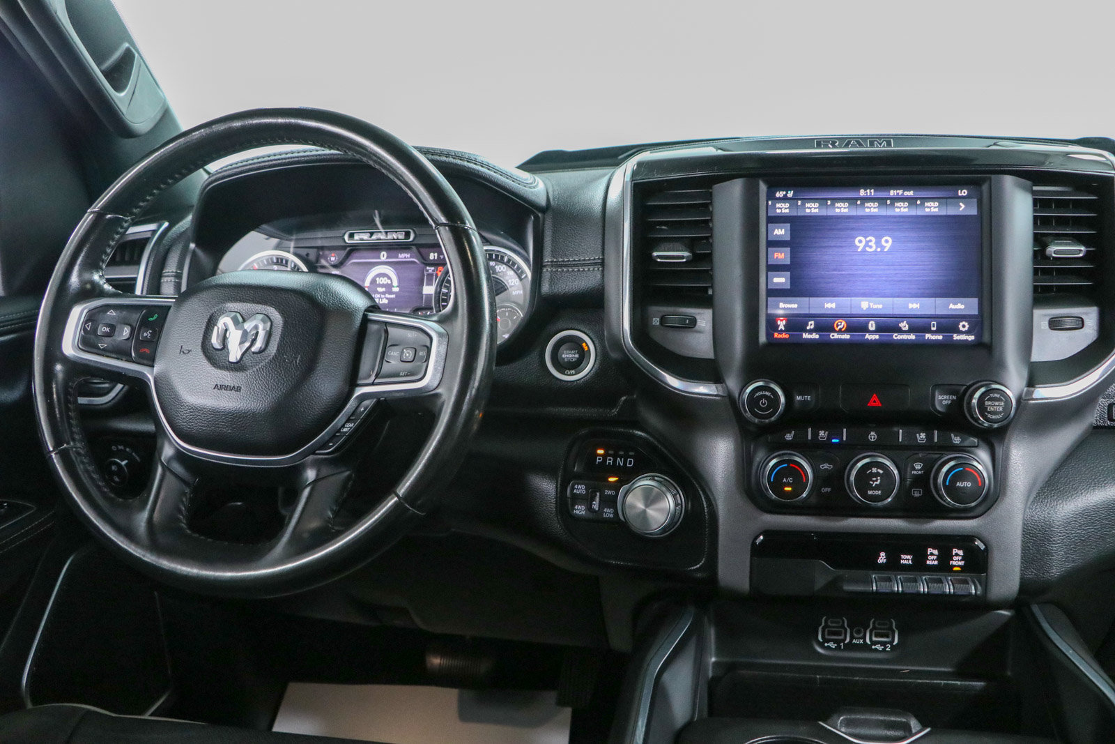 Used 2021 RAM 1500 Laramie w/ Sport Appearance Package AWD/4WD image 17