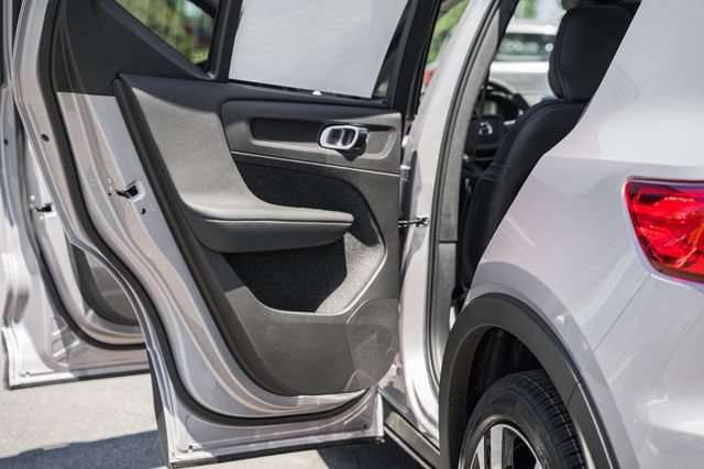 New 2026 Volvo XC40 B5 Plus w/ Climate Package AWD/4WD image 38