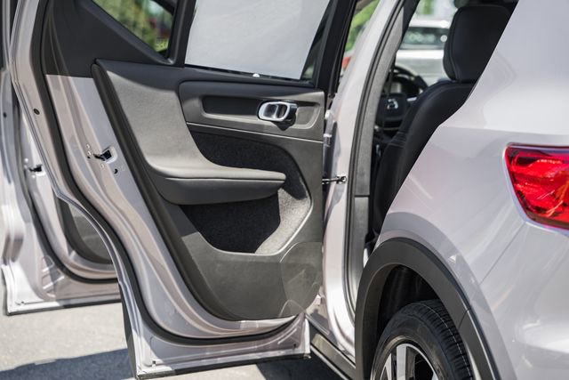 New 2026 Volvo XC40 B5 Plus w/ Climate Package AWD/4WD image 38