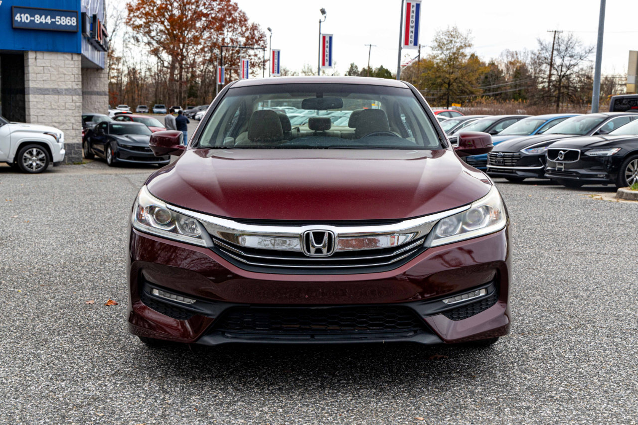 Used 2017 Honda Accord EX-L image 2
