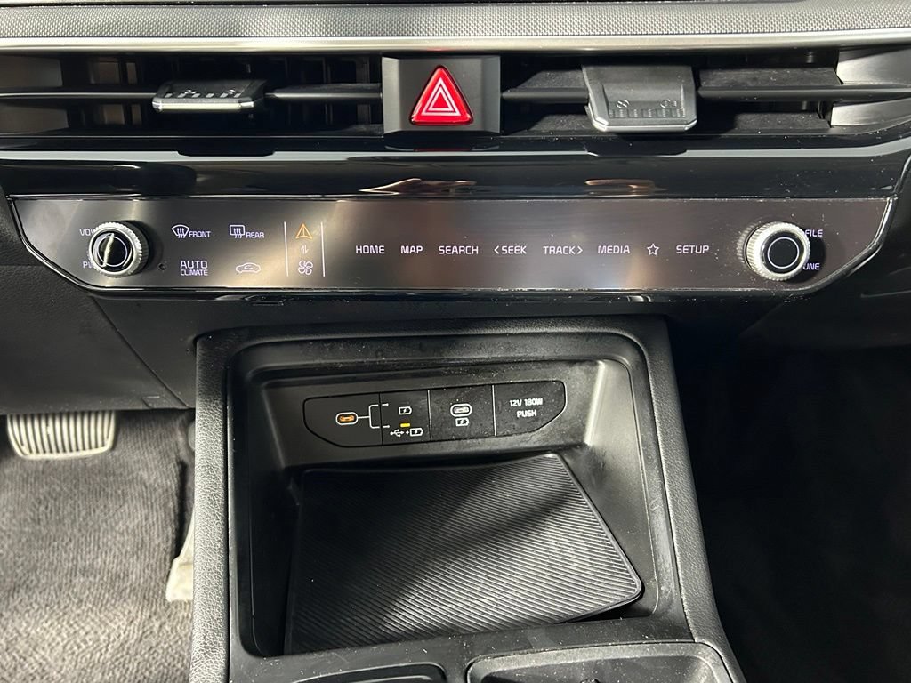Used 2025 Kia K5 LXS FWD image 17