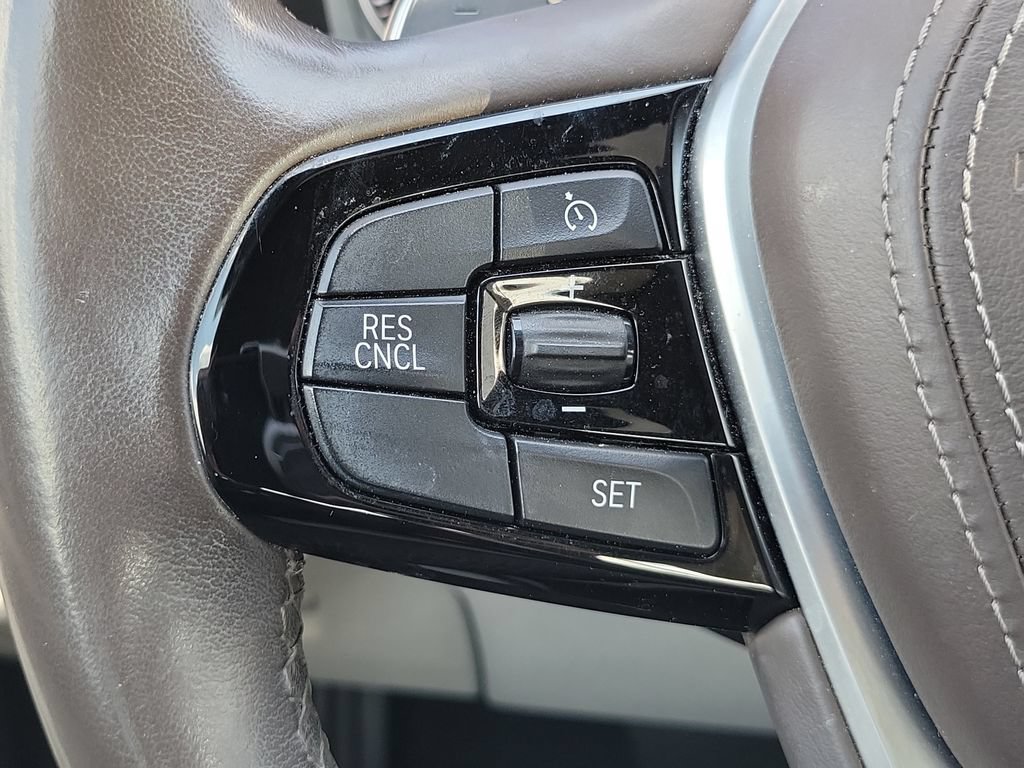 Used 2018 BMW 530i w/ Premium Package RWD image 28