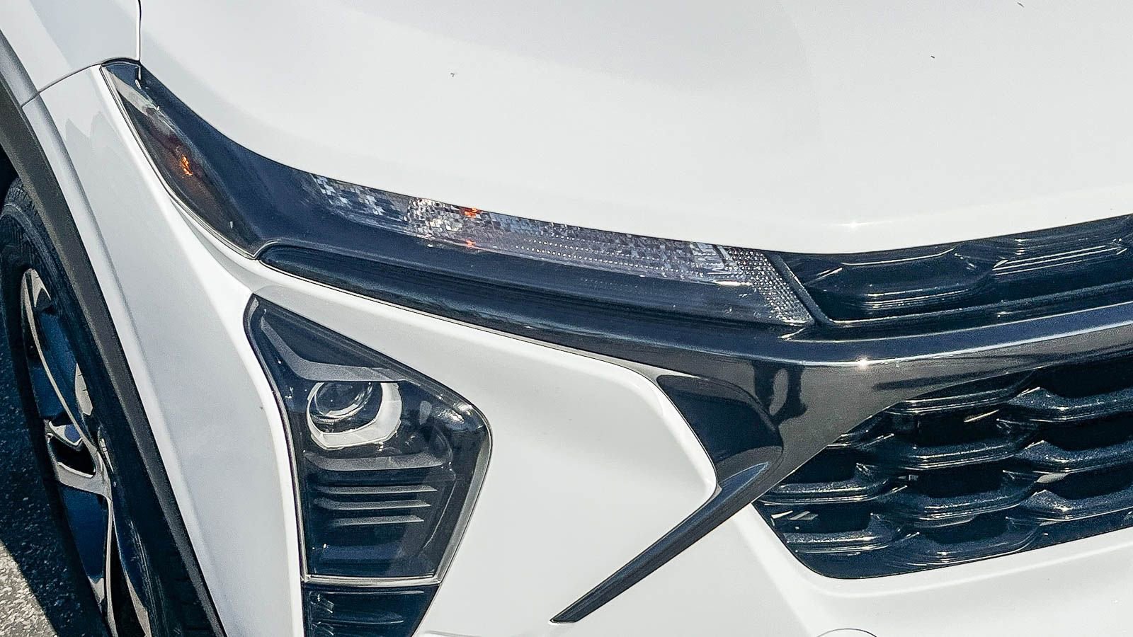 Used 2024 Chevrolet Trax RS w/ Driver Confidence Package image 4