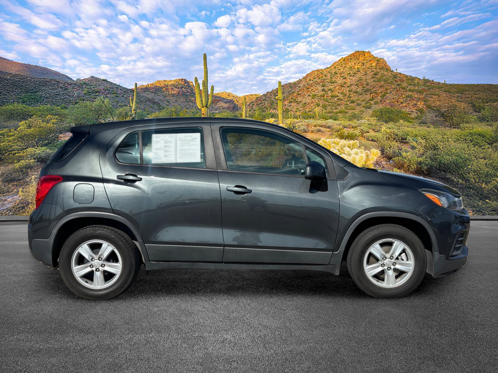 Used 2019 Chevrolet Trax LS FWD image 3