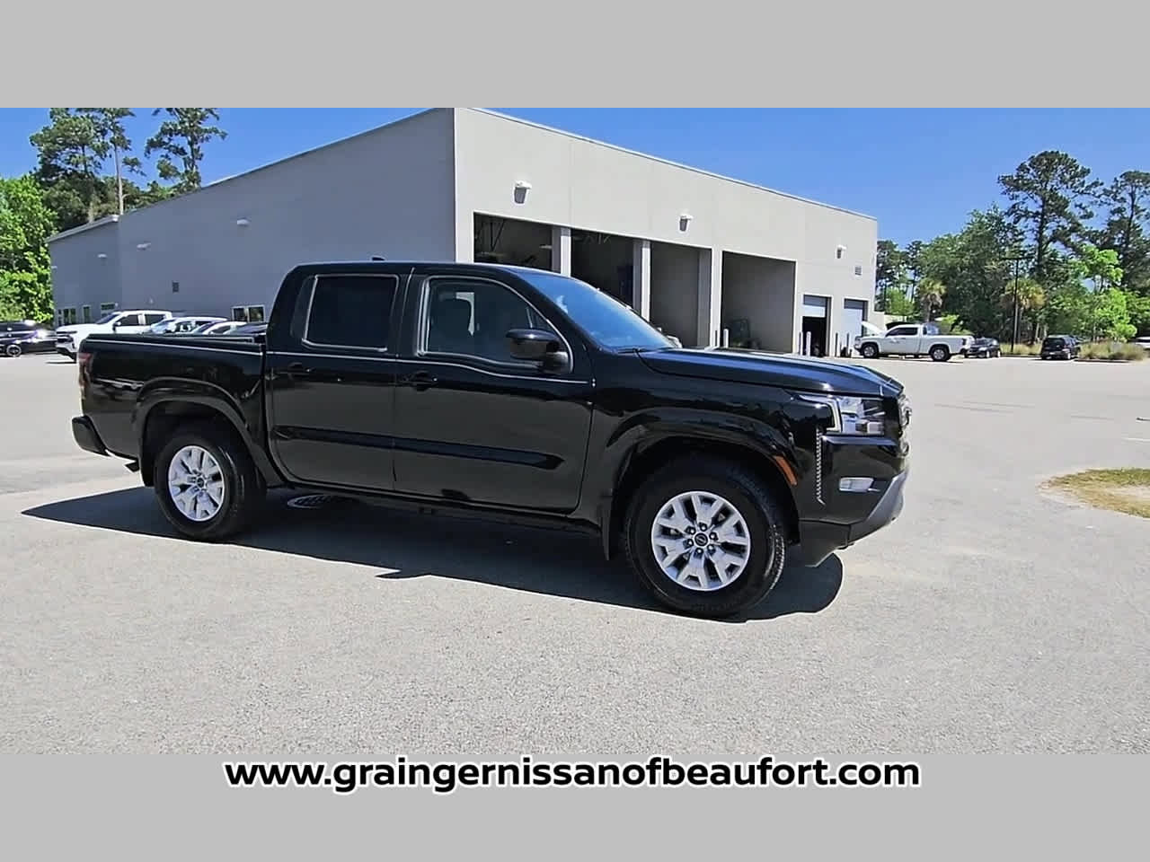 Used 2023 Nissan Frontier SV w/ SV Convenience Package image 36