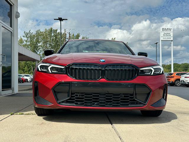 Used 2025 BMW 330i xDrive Sedan w/ M Sport Package AWD/4WD image 2