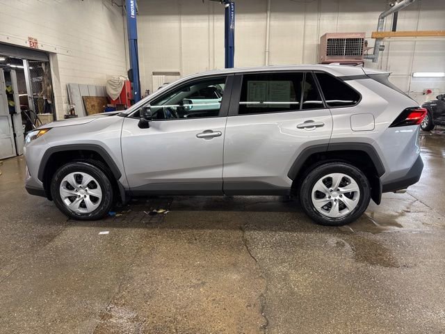 Used 2023 Toyota RAV4 LE image 3
