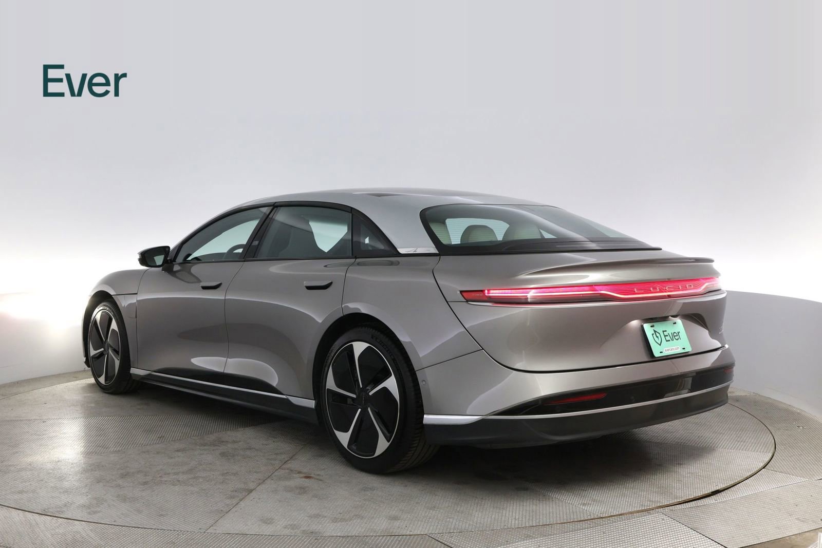 Used 2023 Lucid Air Touring image 17
