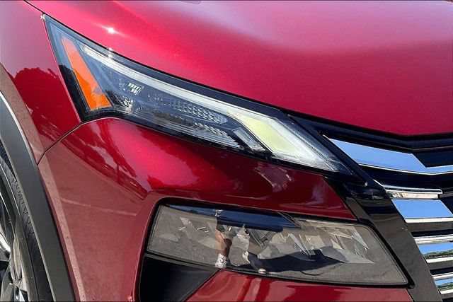 Certified 2026 Nissan Rogue SV AWD/4WD image 27