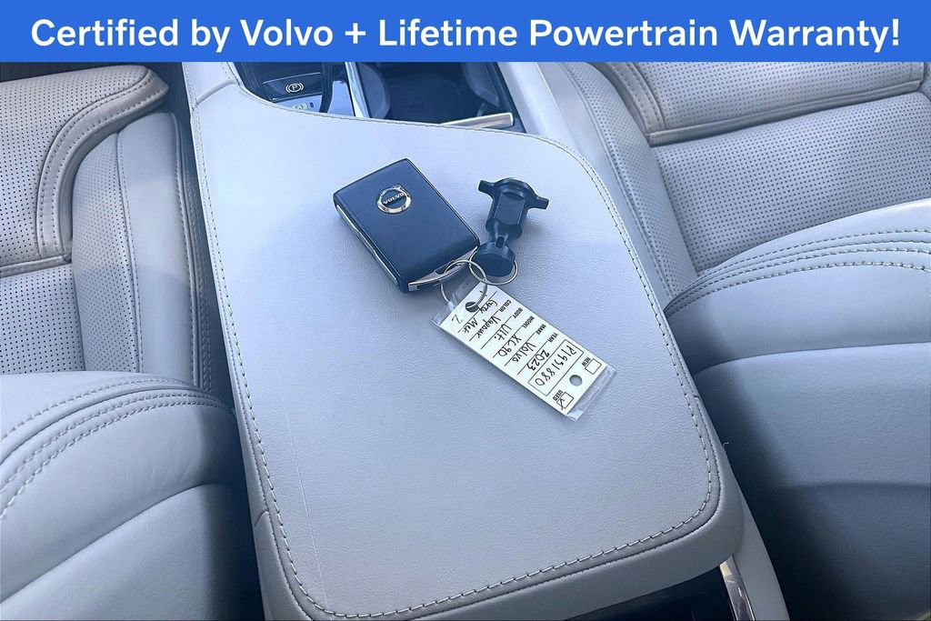 Used 2023 Volvo XC90 B6 Ultimate w/ Protection Package image 14