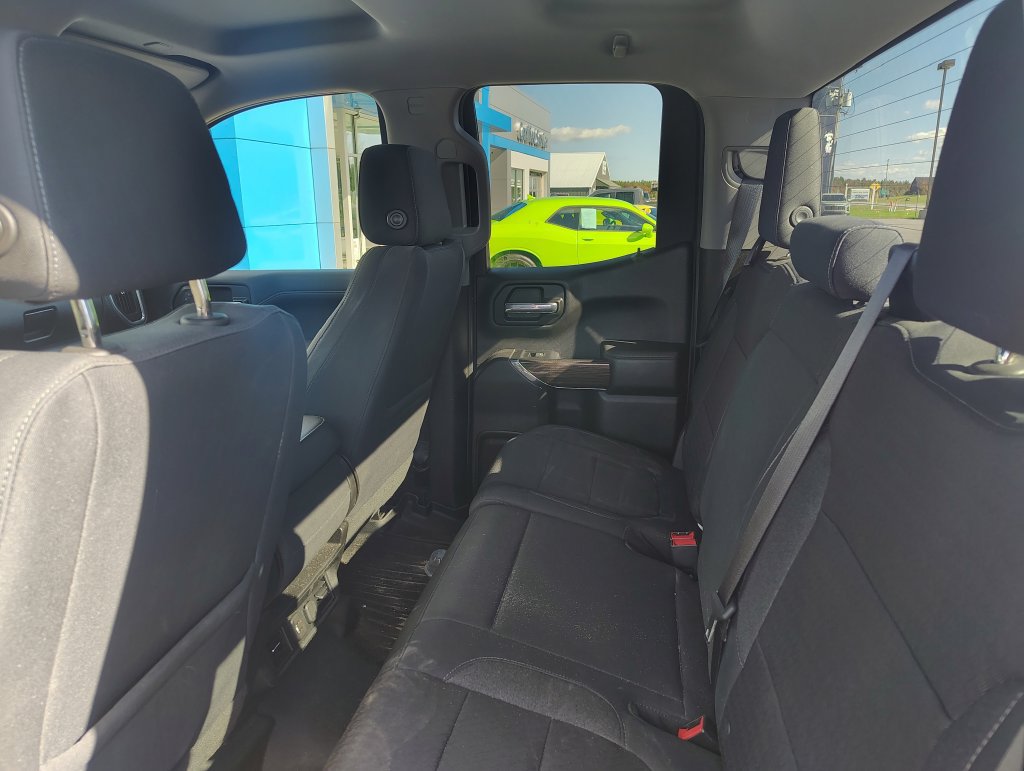 Used 2019 Chevrolet Silverado 1500 RST w/ True North Edition AWD/4WD image 16
