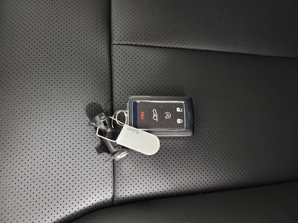 New 2026 Jeep Cherokee Limited AWD/4WD image 27