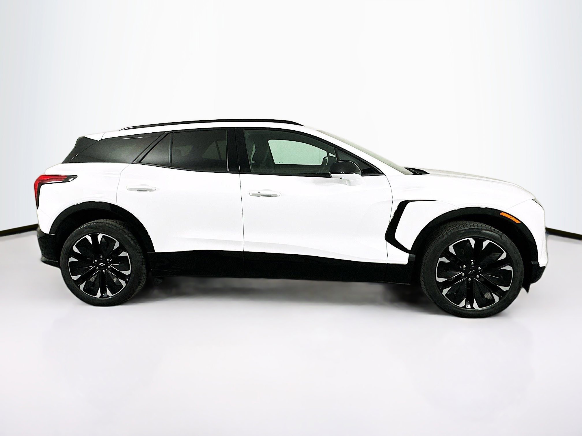 Used 2024 Chevrolet Blazer EV RS AWD/4WD image 10