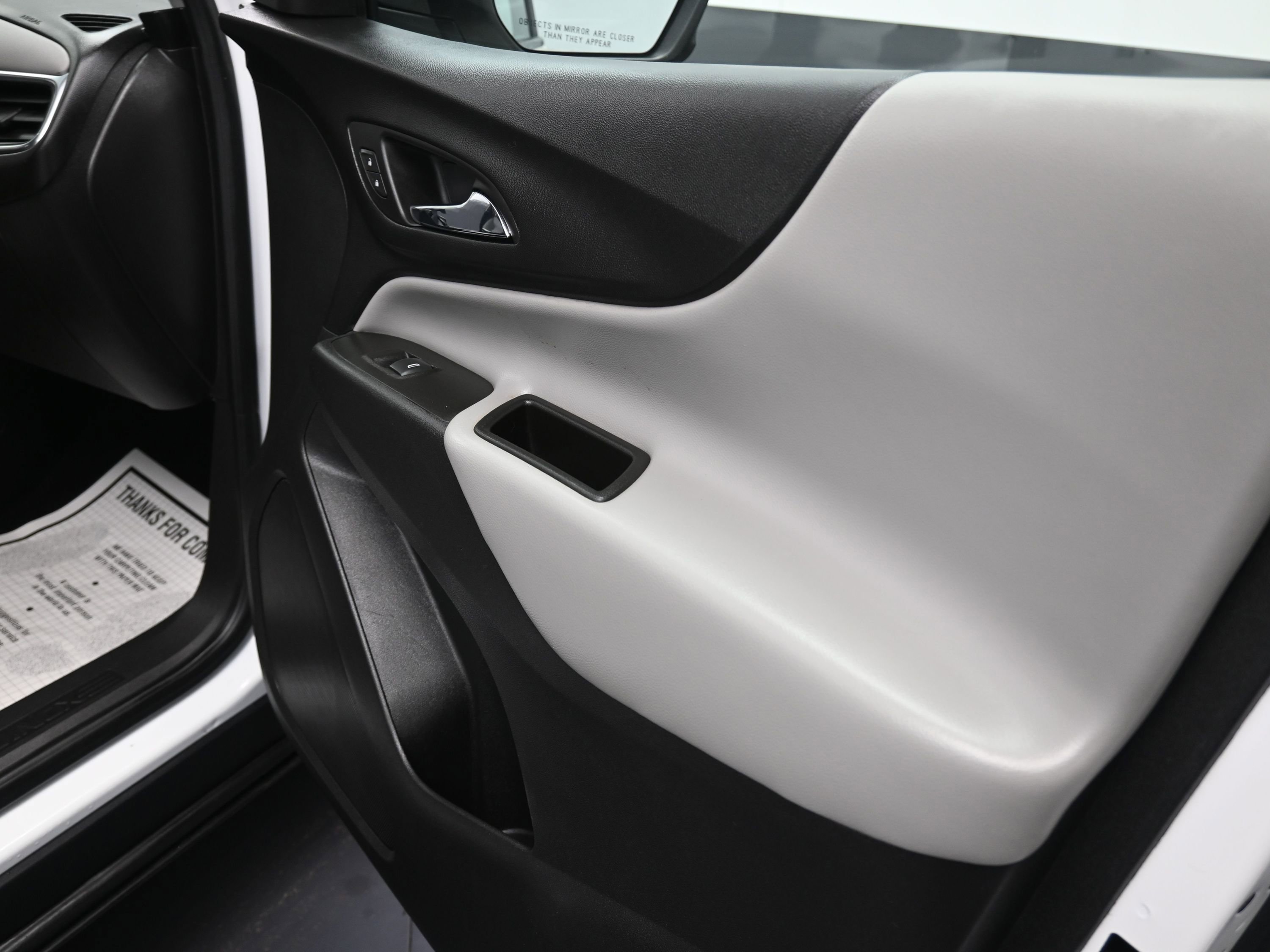 Used 2022 Chevrolet Equinox LS w/ LS Convenience Package image 28