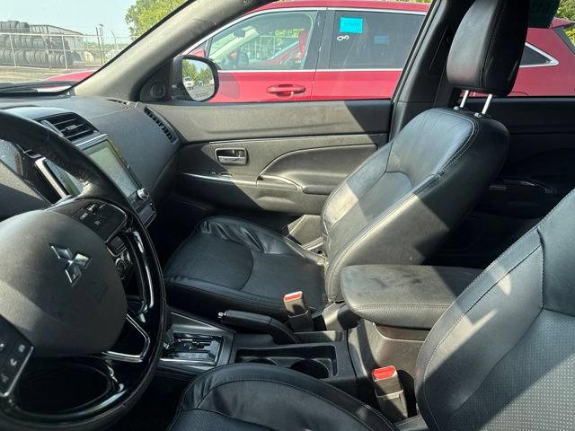 Used 2024 Mitsubishi Outlander Sport SEL AWD/4WD image 5
